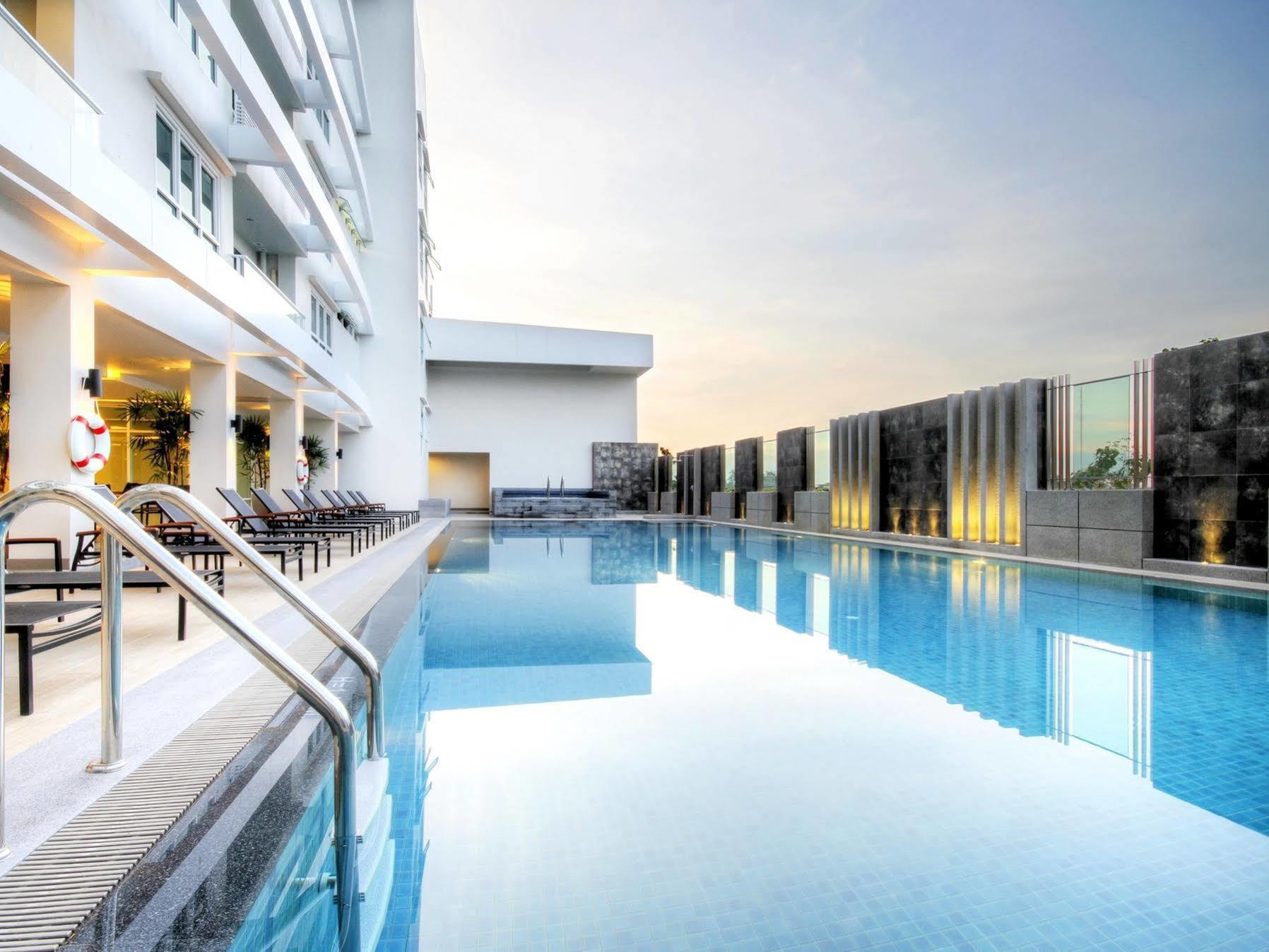 Classic Kameo Hotel & Serviced Apartments, Ayutthaya Kültér fotó