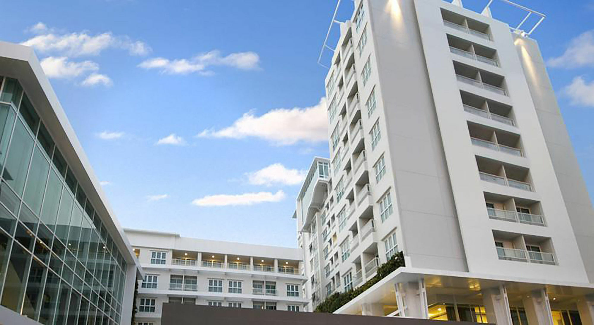 Classic Kameo Hotel & Serviced Apartments, Ayutthaya Kültér fotó